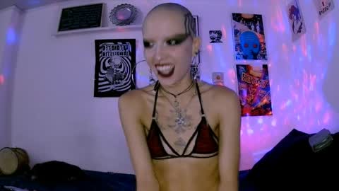    online show from April 9, 12:46 am