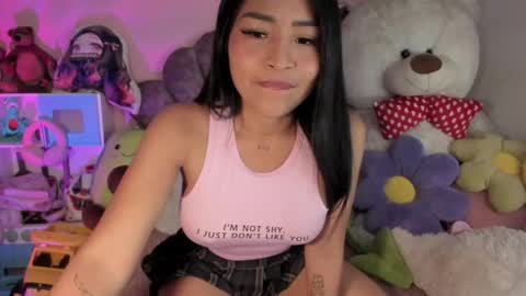 Nicole online show from January 7, 2:37 am