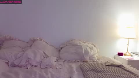 Rose online show from March 11, 1:45 pm