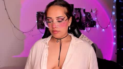 Willow                      Hours 12pm to 630pm Colombian time FRIDAY AND SUNDAY FREE DAYS online show from November 26, 5:36 pm