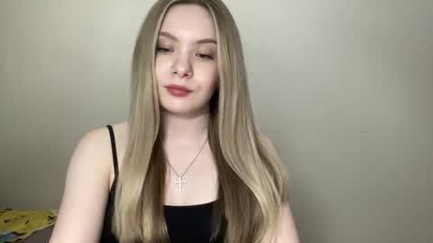 polishangel222 online show from May 19, 6:59 pm