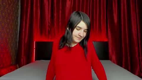 Polly online show from March 19, 7:35 am