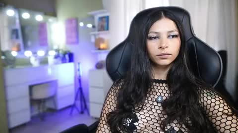  - Help me Reach 100 thumbs up  online show from March 18, 4:34 pm