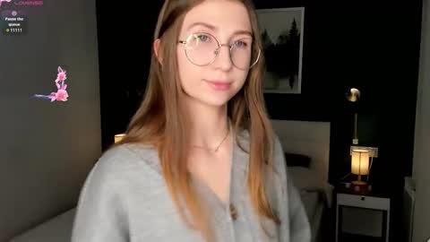 Elizabeth online show from November 3, 7:18 pm