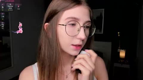 Elizabeth online show from November 13, 7:35 pm