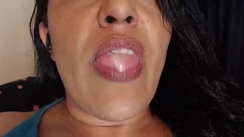 maryana online show from December 19, 7:06 pm