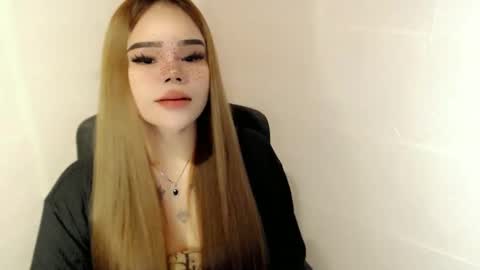 MAXXINE online show from February 28, 4:34 am