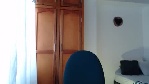 ---- online show from September 18, 6:28 pm