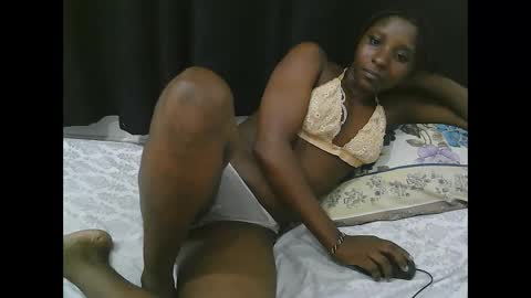 pretty online show from May 31, 3:34 am