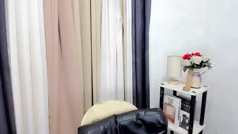 hi im percy online show from February 24, 8:13 am