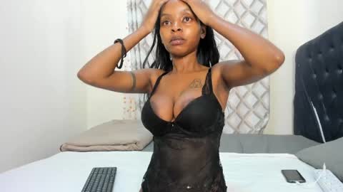 pretty_peshy online show from April 12, 8:17 am