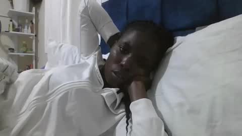 pretty_petite_ebony online show from September 19, 11:48 pm