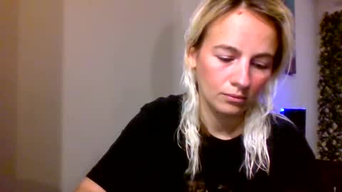 Missy  Jack online show from February 28, 5:01 pm