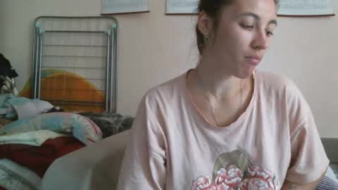 Bella online show from October 10, 9:03 am