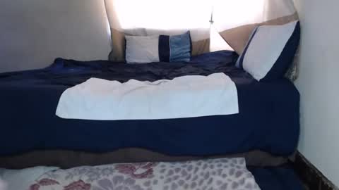 Cindy online show from April 6, 8:26 am