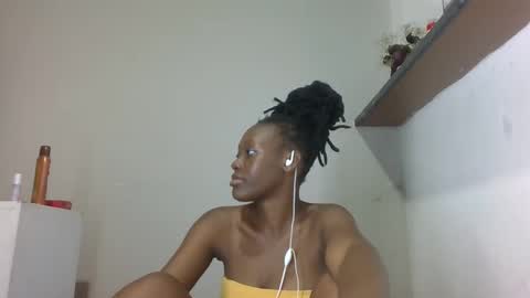 prettydollk_dons online show from February 22, 10:38 am