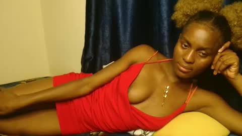 Mary online show from April 26, 4:05 pm