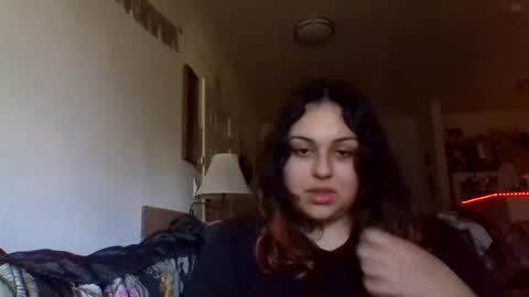 lilly333 online show from December 28, 10:13 pm