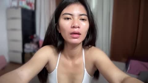 prettylittle_lady online show from December 23, 12:36 am