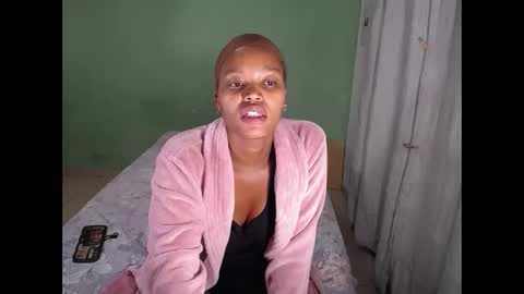 prettynyash online show from April 6, 5:47 pm