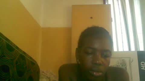 prettyzuzu online show from October 24, 6:42 am