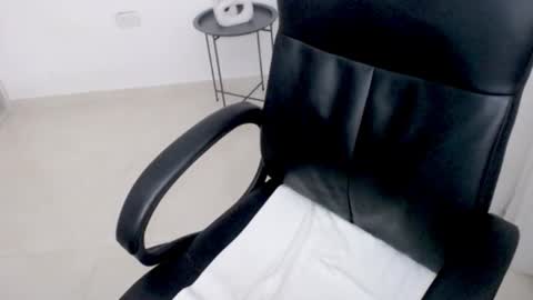 valery dollx online show from March 9, 2:48 am