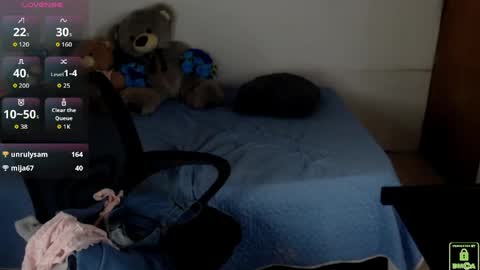 An online show from April 11, 9:40 pm