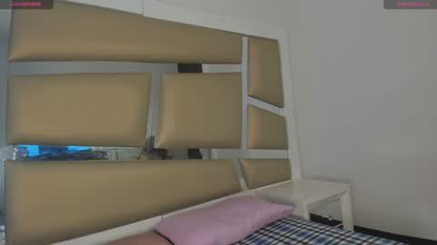 princess_tokyo_ online show from February 3, 12:36 pm