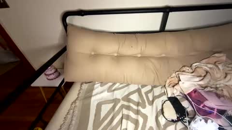 princessviccxo online show from April 21, 2:51 am