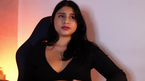 Lu online show from April 17, 10:45 pm