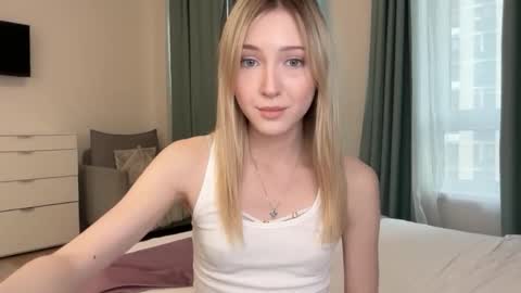 Kate online show from May 7, 3:27 pm