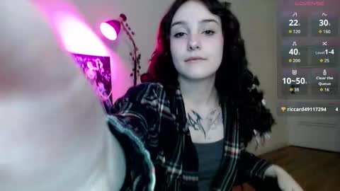 18 y.o online show from December 20, 1:26 pm