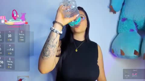    online show from October 18, 3:31 am