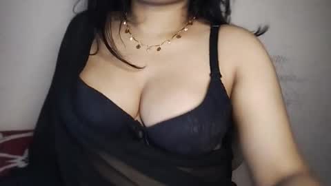 priyu_ online show from December 20, 10:25 pm