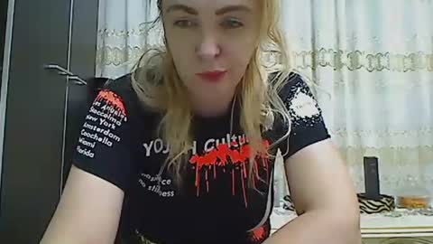 Pryncess sweety online show from September 14, 6:17 pm