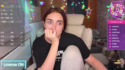 Queen of Pain online show from February 10, 3:35 am