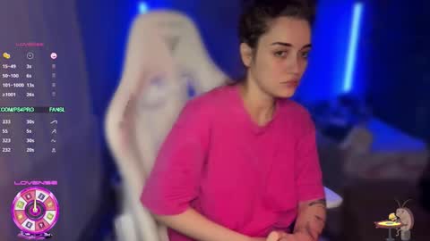 Queen of Pain online show from December 3, 7:33 am