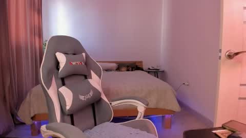 Alisa  lack of vitamin D  online show from April 29, 11:13 am