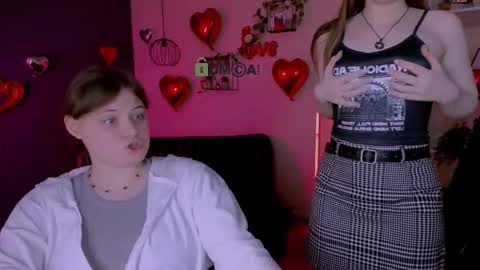 Ask me3 online show from February 15, 8:52 pm