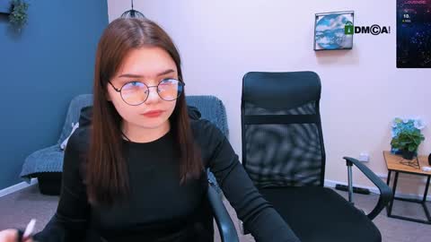 Ask me3 online show from December 19, 9:40 am