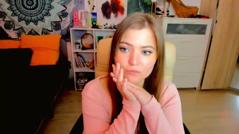 Miss Hanna online show from June 26, 8:32 pm