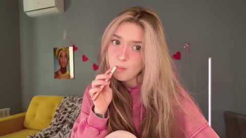 Bella online show from February 21, 6:36 am