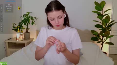 Diana    Onlyfans  online show from September 25, 8:02 am