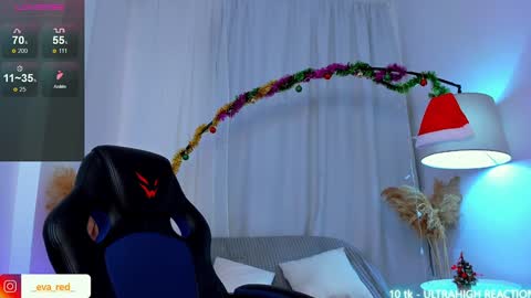 Eva  please thumbs up me  online show from December 25, 2:23 pm