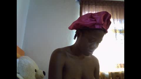 pussygoddess2 online show from April 11, 10:52 am