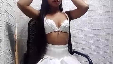 pusszy_kate online show from May 28, 2:42 am