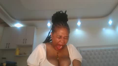 Queen kikih online show from May 16, 12:24 am