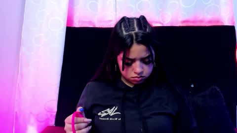 queen_salomme online show from December 18, 9:08 pm