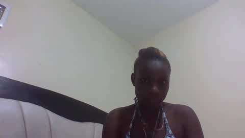 queen online show from March 12, 11:20 am