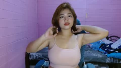 queen online show from October 4, 6:34 pm